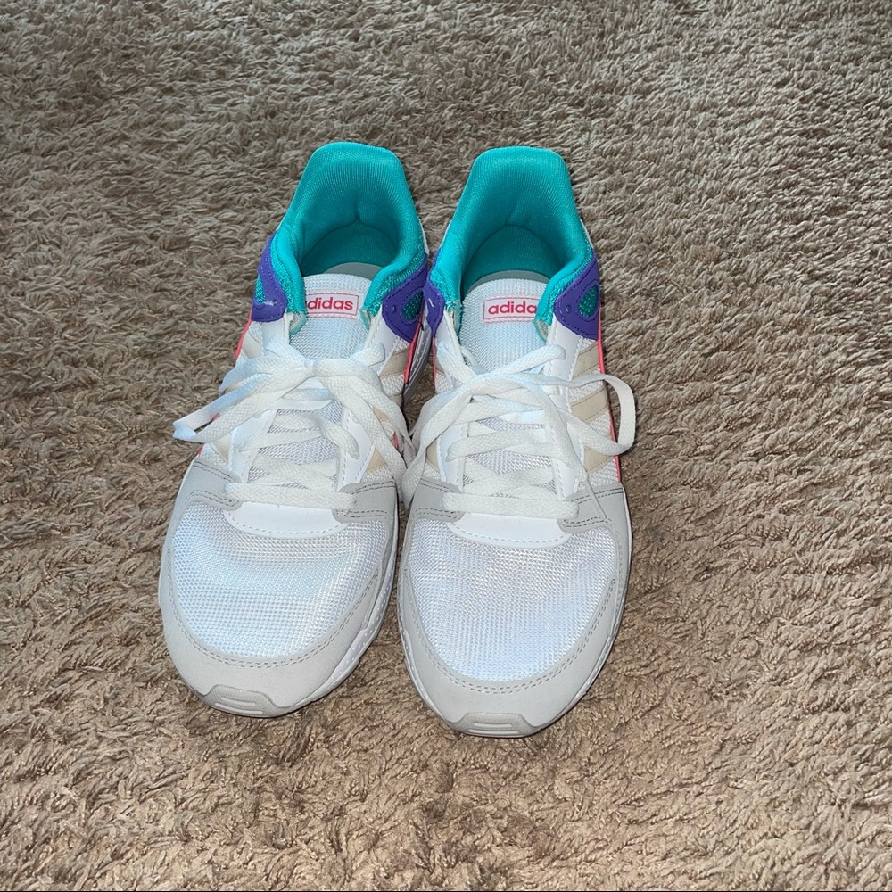 Adidas Sneakers